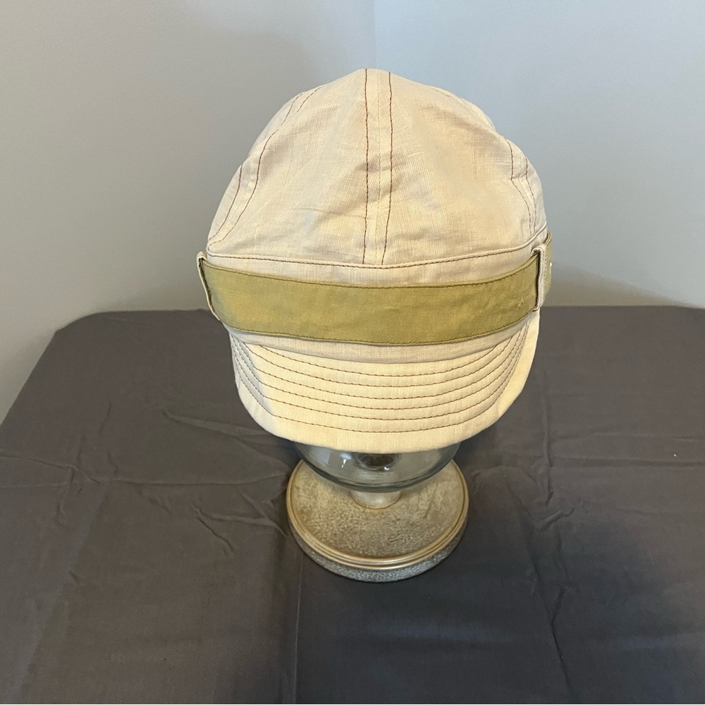 Pistil Hat